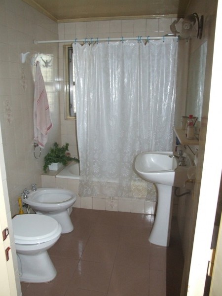 Casa tipo Duplex en Venta en Barrio 12 de Septiembre, Cipolletti, Rio Negro